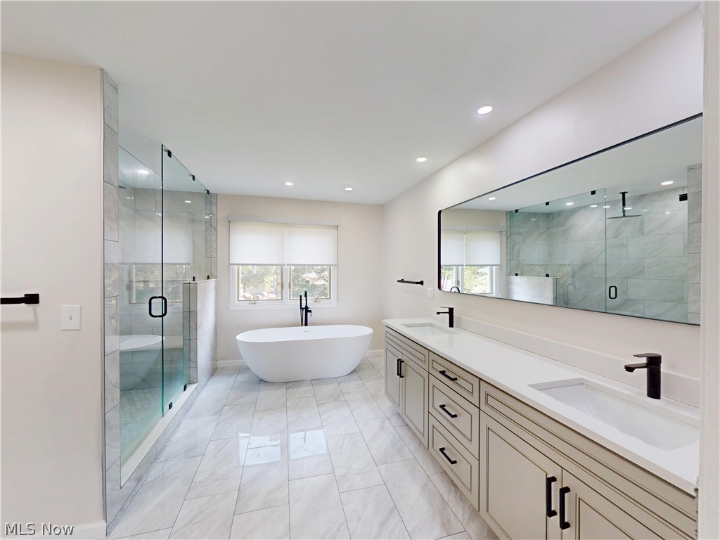 5650 Ashley Circle Highland Heights OH 44143