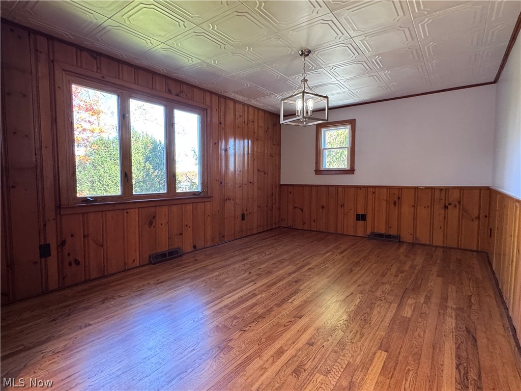 378 Park Avenue Chardon OH 44024