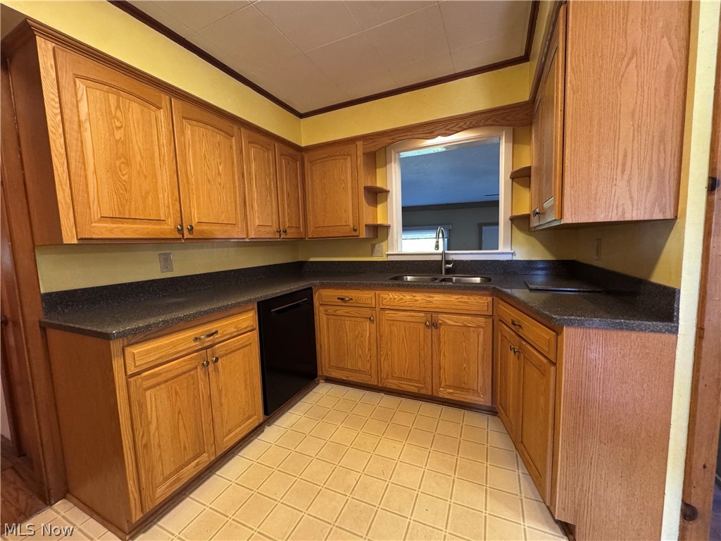 378 Park Avenue Chardon OH 44024
