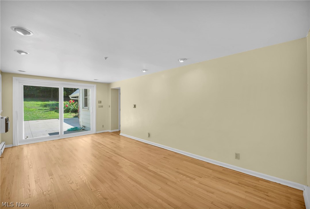 20860 Farnsleigh Road Shaker Heights OH 44122