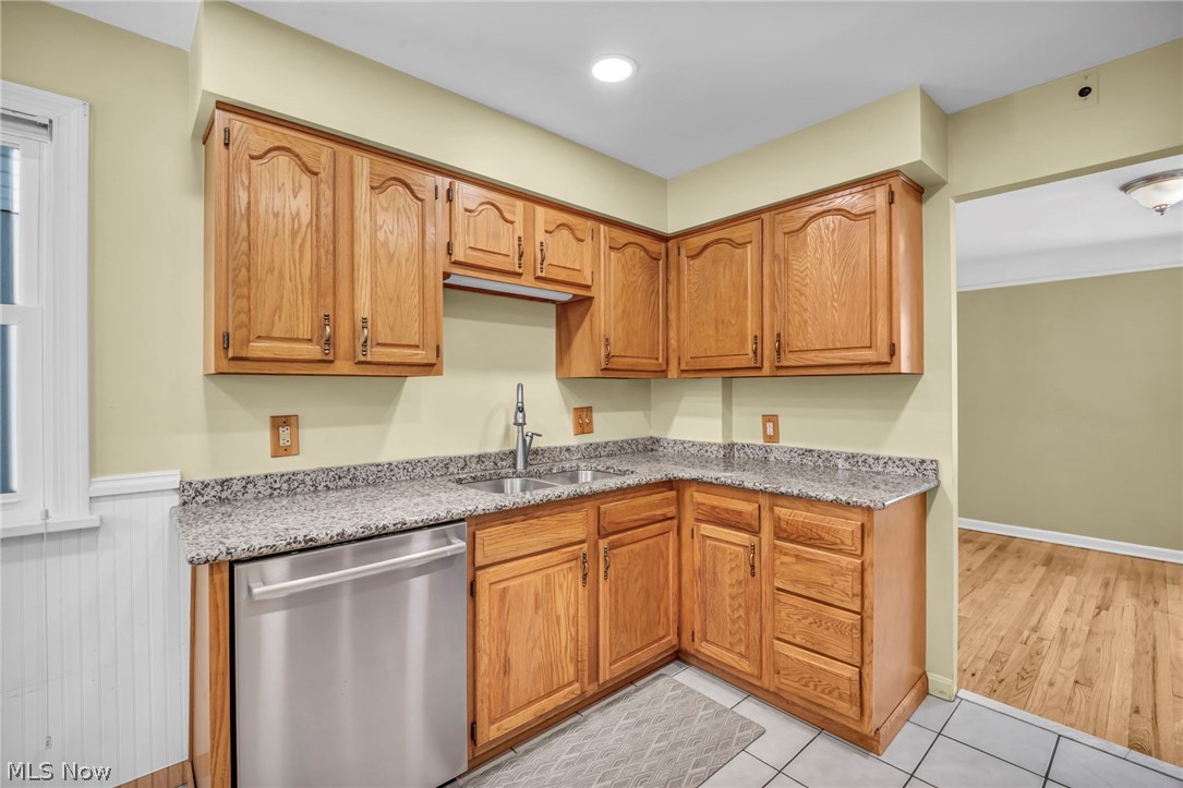 20860 Farnsleigh Road Shaker Heights OH 44122