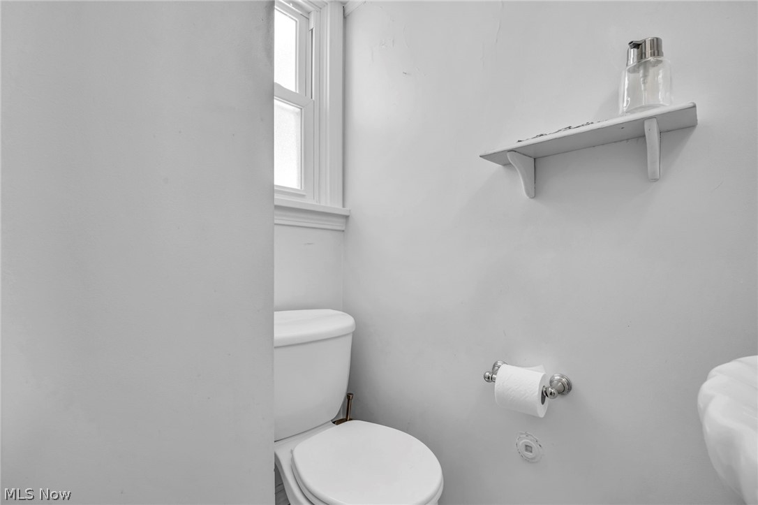 20860 Farnsleigh Road Shaker Heights OH 44122