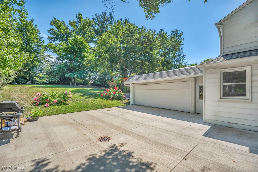 20860 Farnsleigh Road Shaker Heights OH 44122