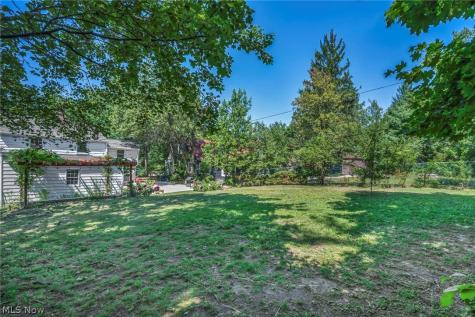 20860 Farnsleigh Road Shaker Heights OH 44122