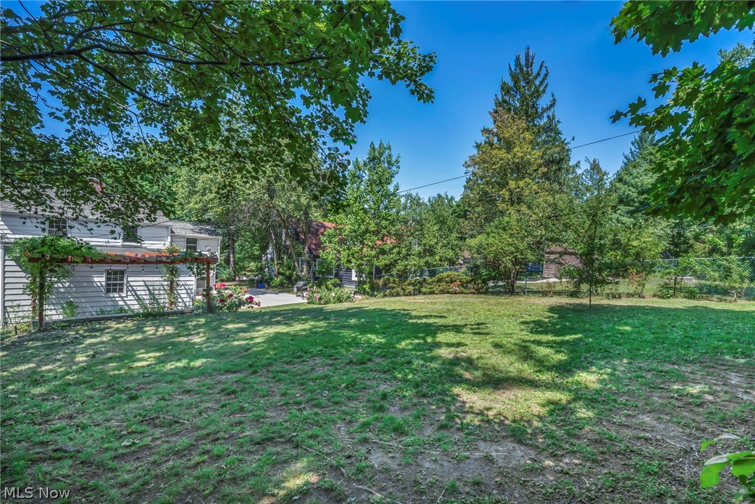 20860 Farnsleigh Road Shaker Heights OH 44122