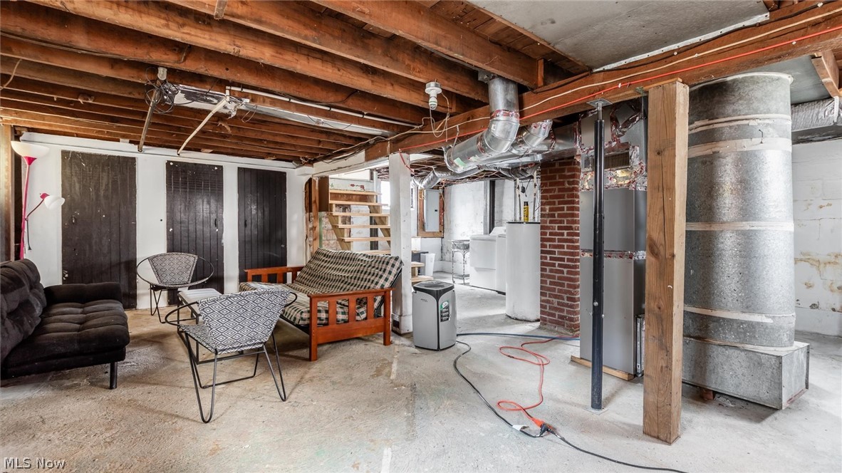 186 Montgomery Boulevard New Concord OH 43762