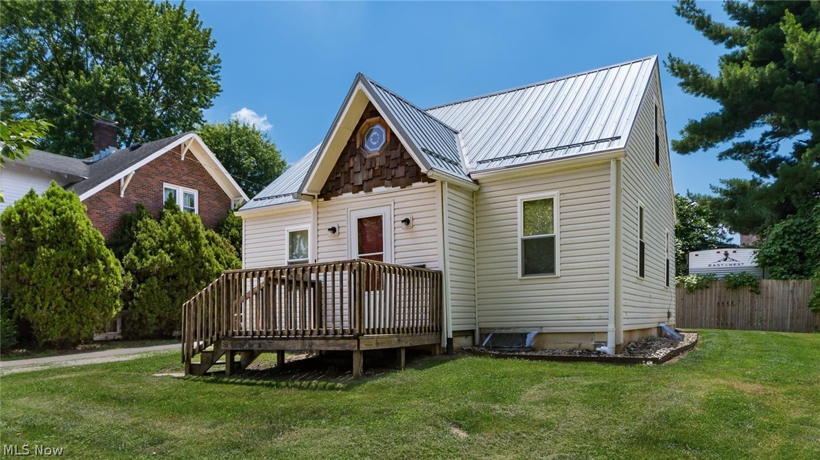 186 Montgomery Boulevard New Concord OH 43762