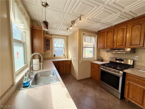 14931 Lakewood Heights Boulevard Lakewood OH 44107