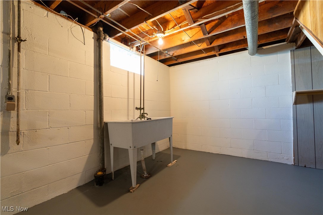 1615 Romona Road Akron OH 44305