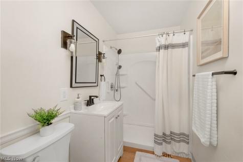 2348 Buena Vista Drive Wickliffe OH 44092