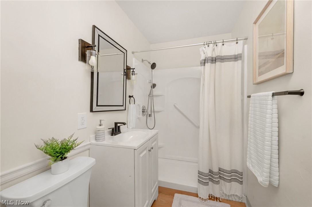 2348 Buena Vista Drive Wickliffe OH 44092