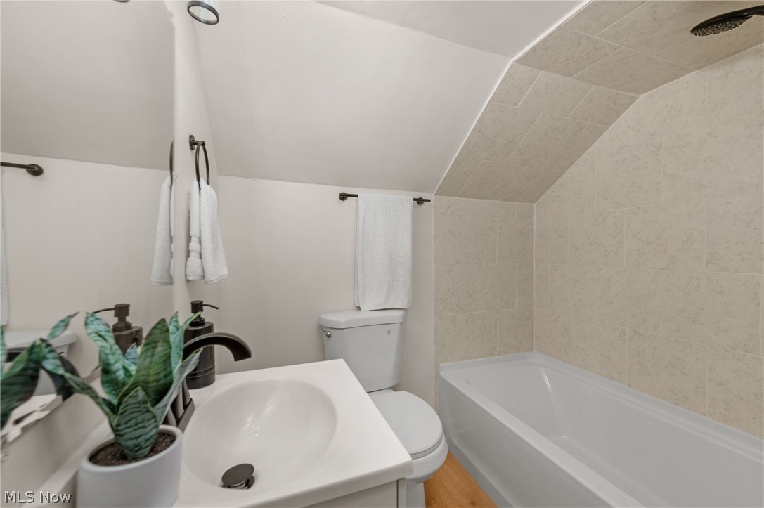 2348 Buena Vista Drive Wickliffe OH 44092