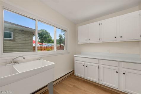 2348 Buena Vista Drive Wickliffe OH 44092