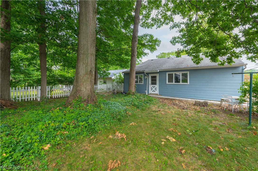 2348 Buena Vista Drive Wickliffe OH 44092