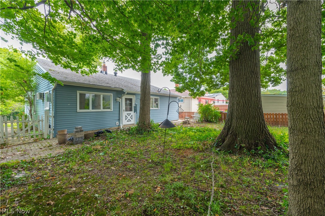 2348 Buena Vista Drive Wickliffe OH 44092