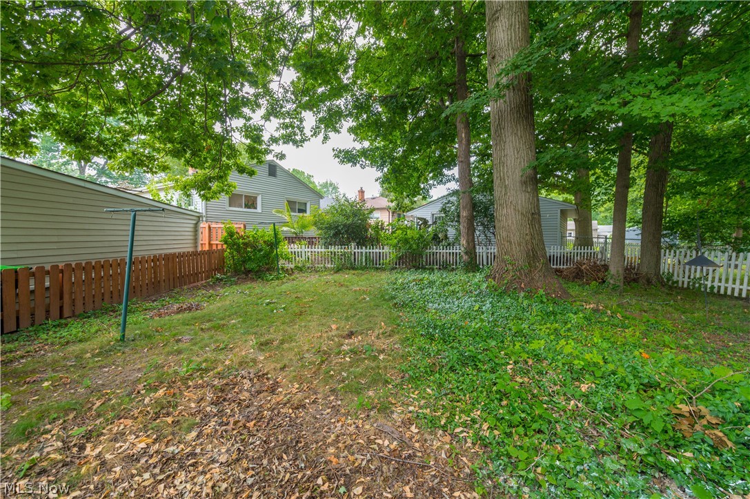 2348 Buena Vista Drive Wickliffe OH 44092