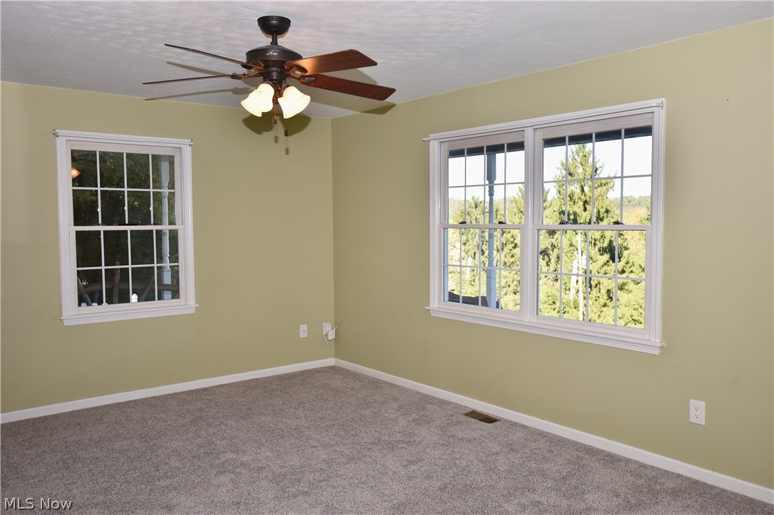 1235 Roosevelt Street SW Sherrodsville OH 44675