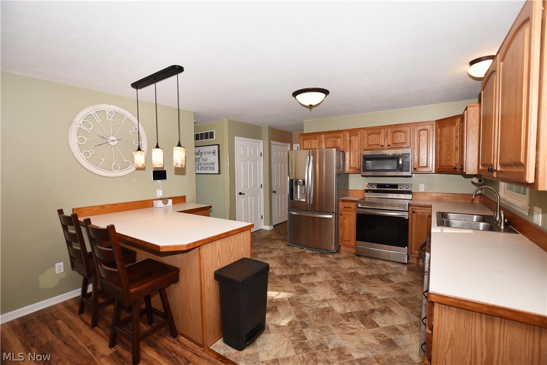 1235 Roosevelt Street SW Sherrodsville OH 44675