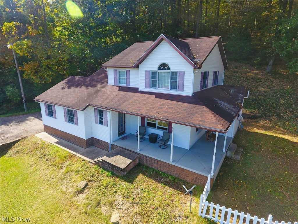 1235 Roosevelt Street SW Sherrodsville OH 44675