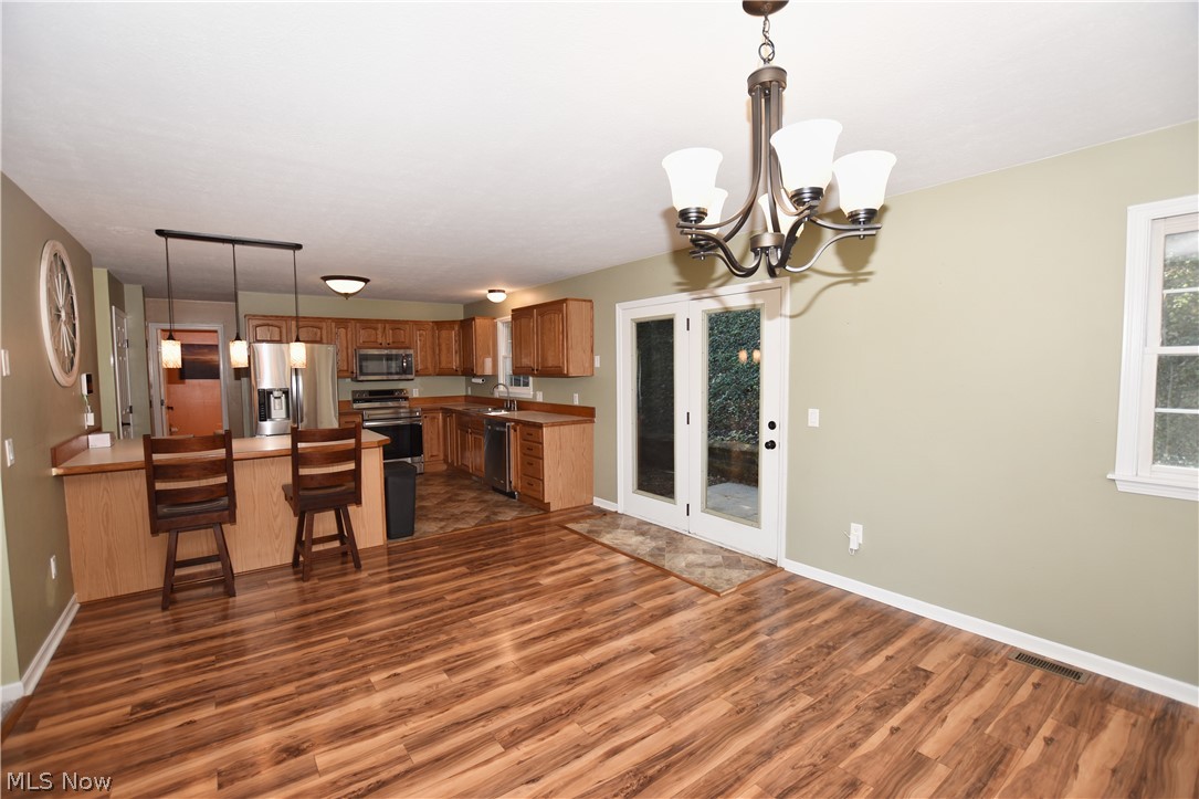1235 Roosevelt Street SW Sherrodsville OH 44675