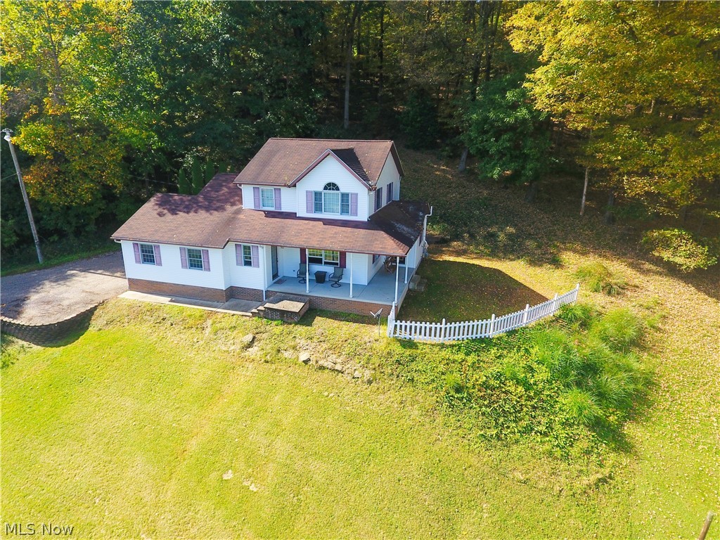 1235 Roosevelt Street SW Sherrodsville OH 44675