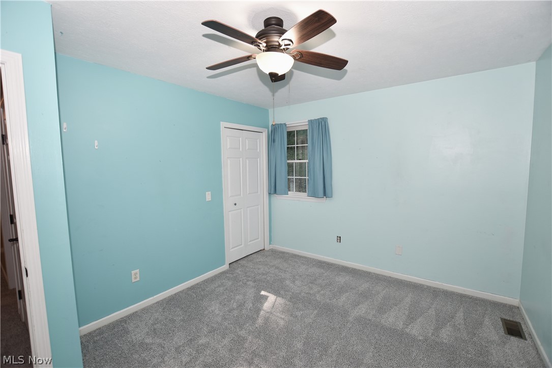 1235 Roosevelt Street SW Sherrodsville OH 44675