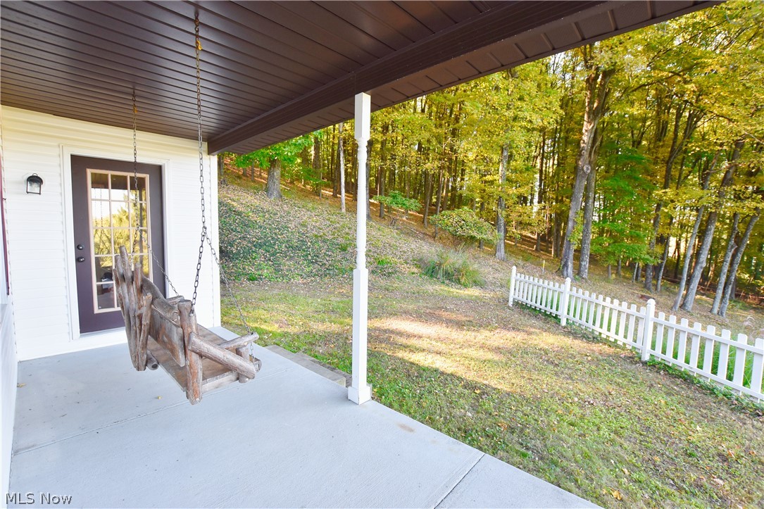 1235 Roosevelt Street SW Sherrodsville OH 44675