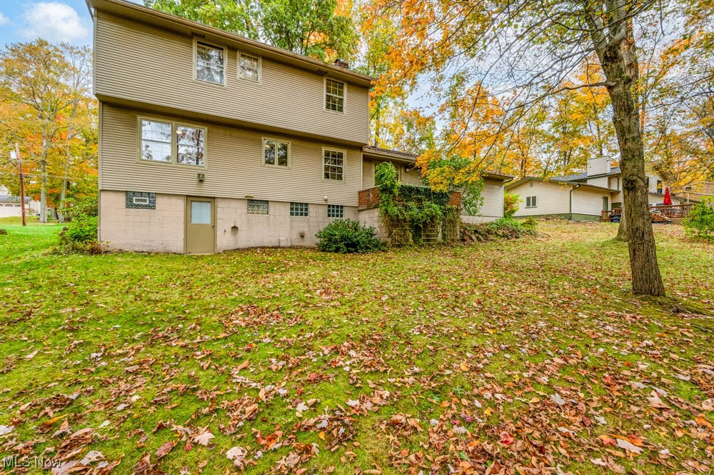 231 Chapel Lane Canfield OH 44406