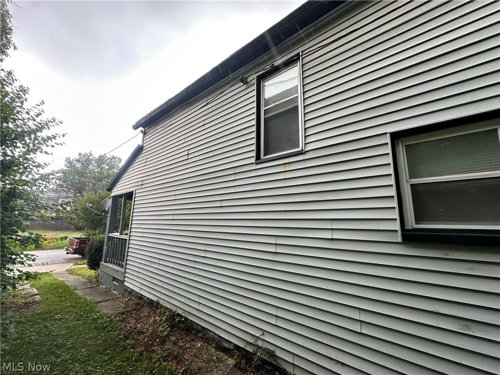 875 E 154th Street Cleveland OH 44110