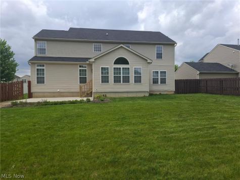 82 Stonesthrow Drive Berea OH 44017