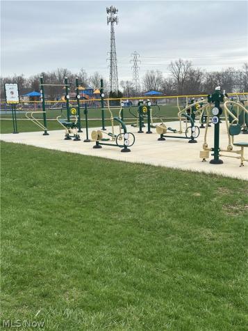82 Stonesthrow Drive Berea OH 44017