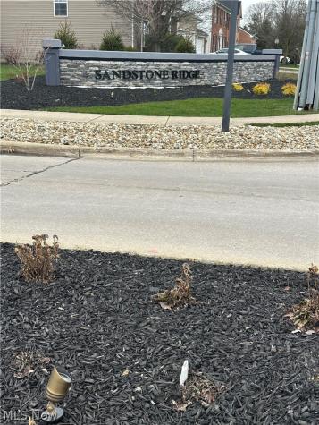 82 Stonesthrow Drive Berea OH 44017