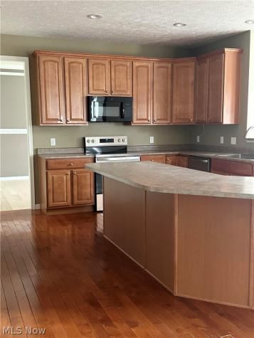 82 Stonesthrow Drive Berea OH 44017