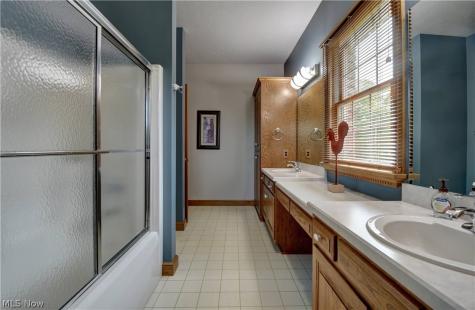 5256 Township Road 356 Millersburg OH 44654