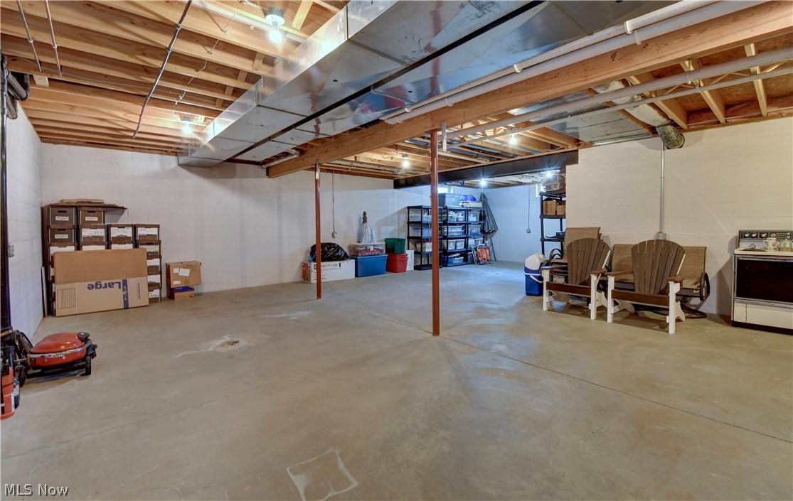 5256 Township Road 356 Millersburg OH 44654