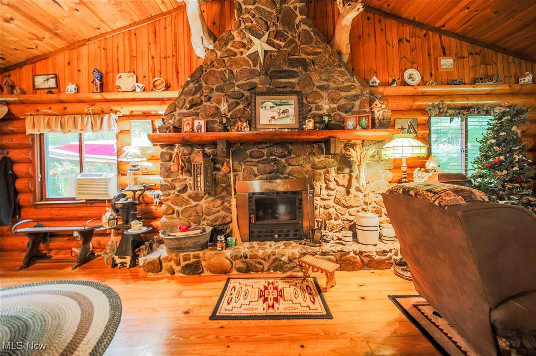 327 Township Road 350 Sullivan OH 44880