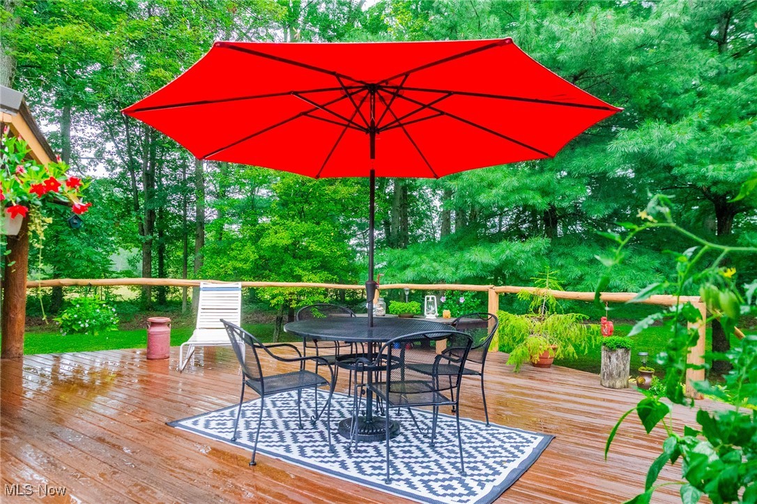 327 Township Road 350 Sullivan OH 44880