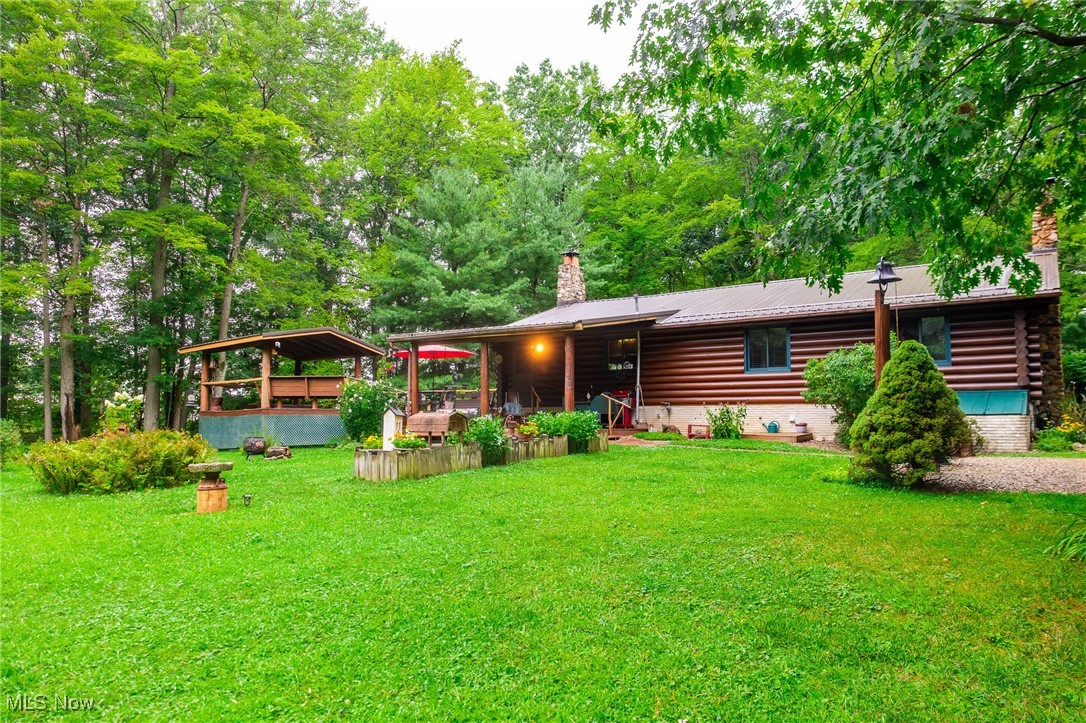 327 Township Road 350 Sullivan OH 44880