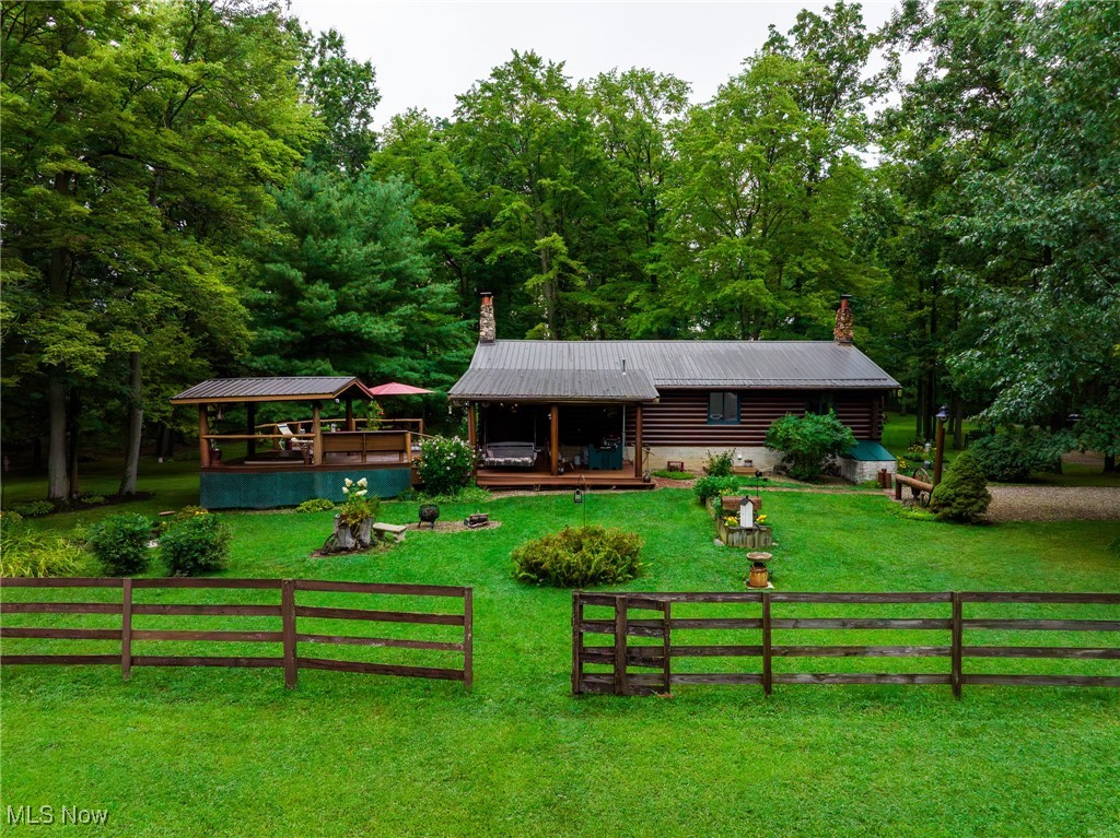 327 Township Road 350 Sullivan OH 44880