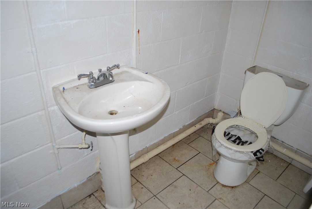 3463 Clague Road North Olmsted OH 44070