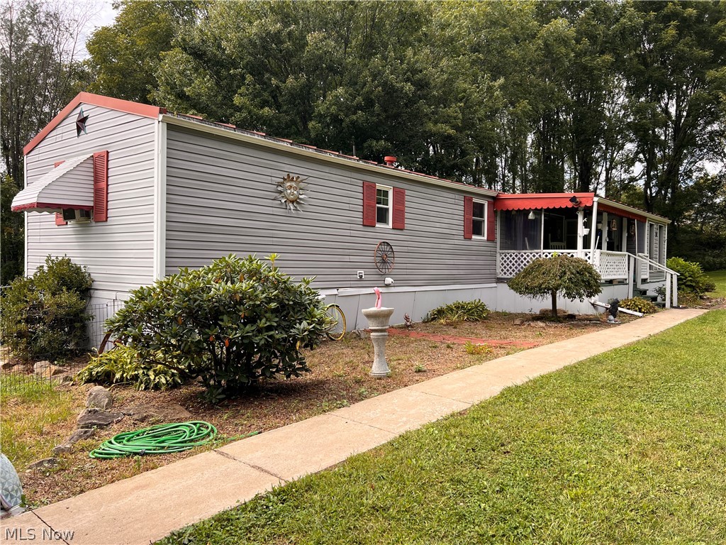 45948 Riffle Road New Waterford OH 44445
