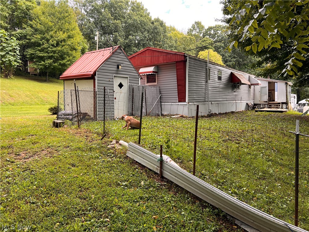 45948 Riffle Road New Waterford OH 44445