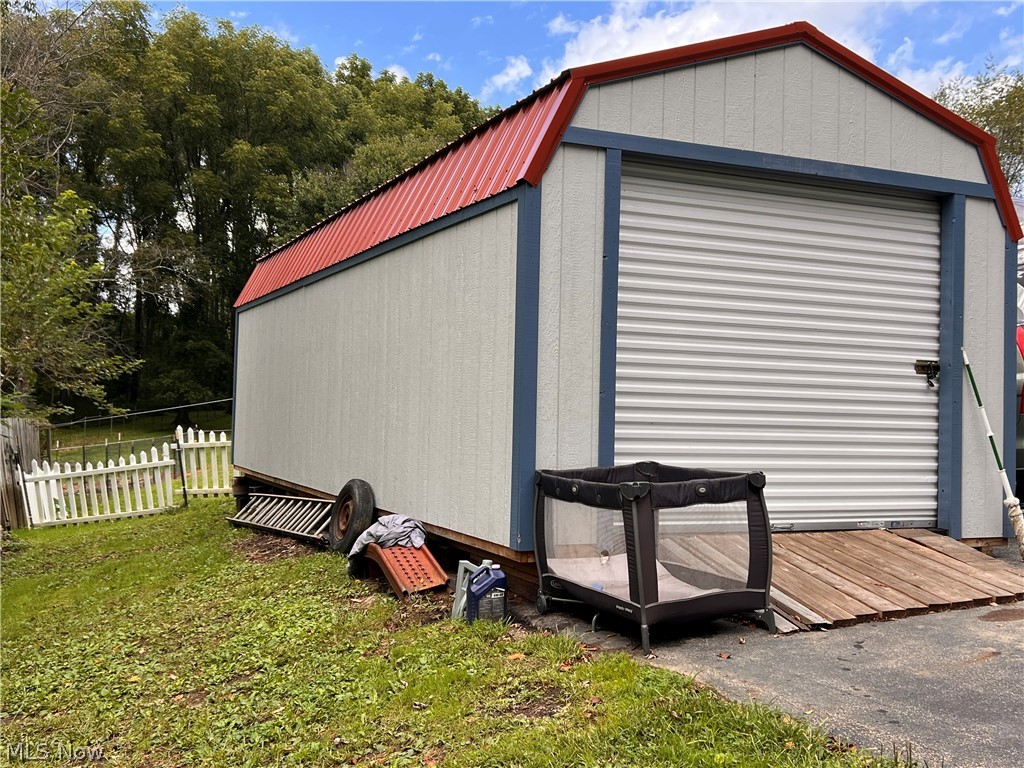 45948 Riffle Road New Waterford OH 44445