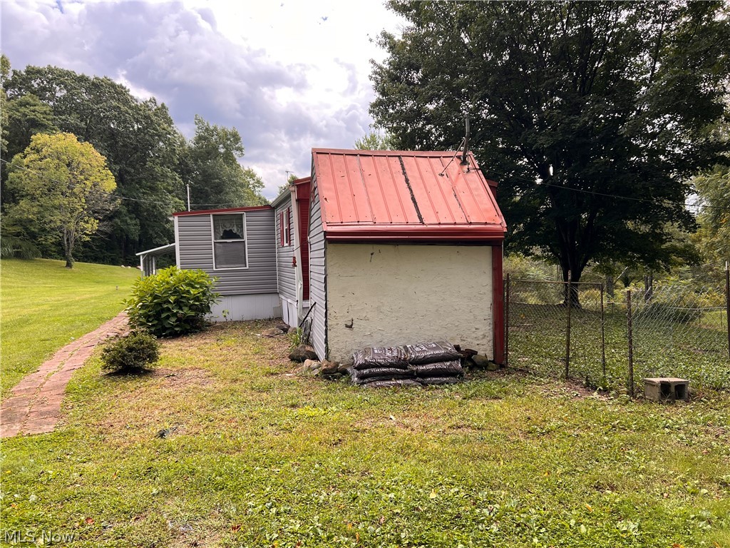 45948 Riffle Road New Waterford OH 44445