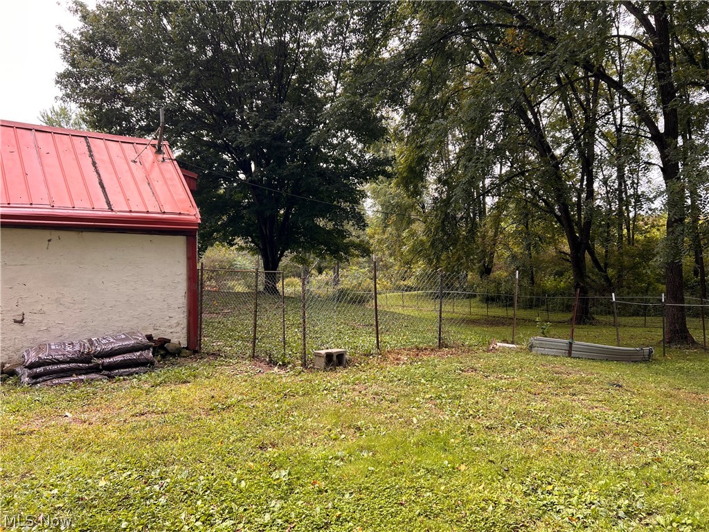 45948 Riffle Road New Waterford OH 44445