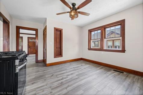 903 W 19th Street Lorain OH 44052