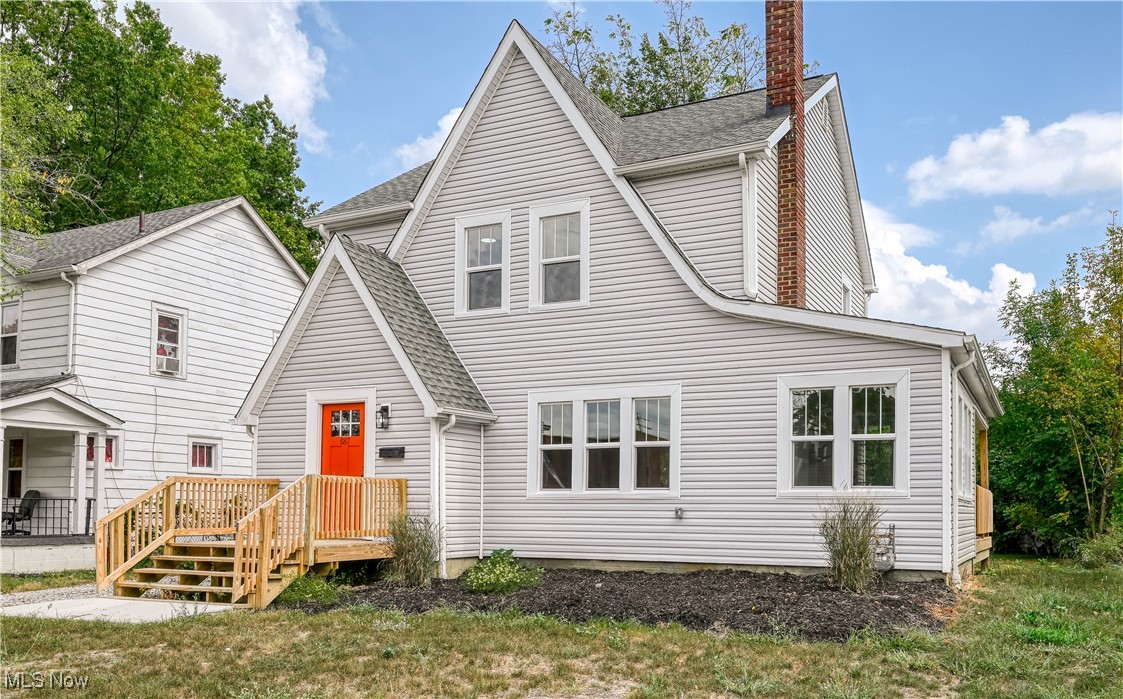 687 Moreley Avenue Akron OH 44320