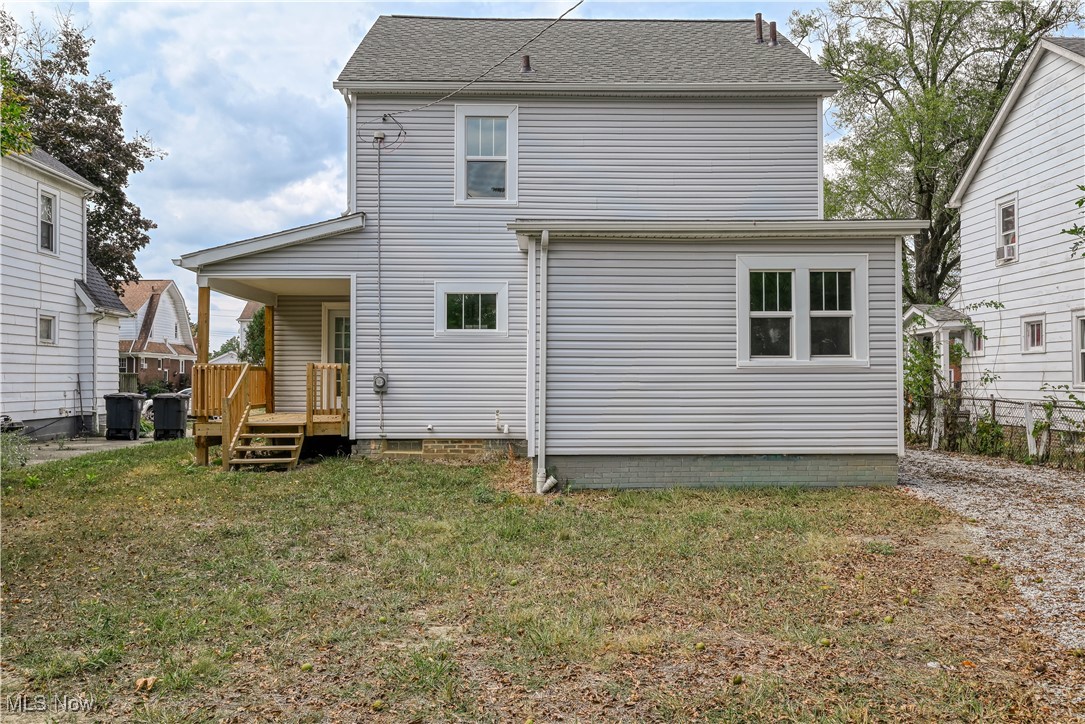 687 Moreley Avenue Akron OH 44320