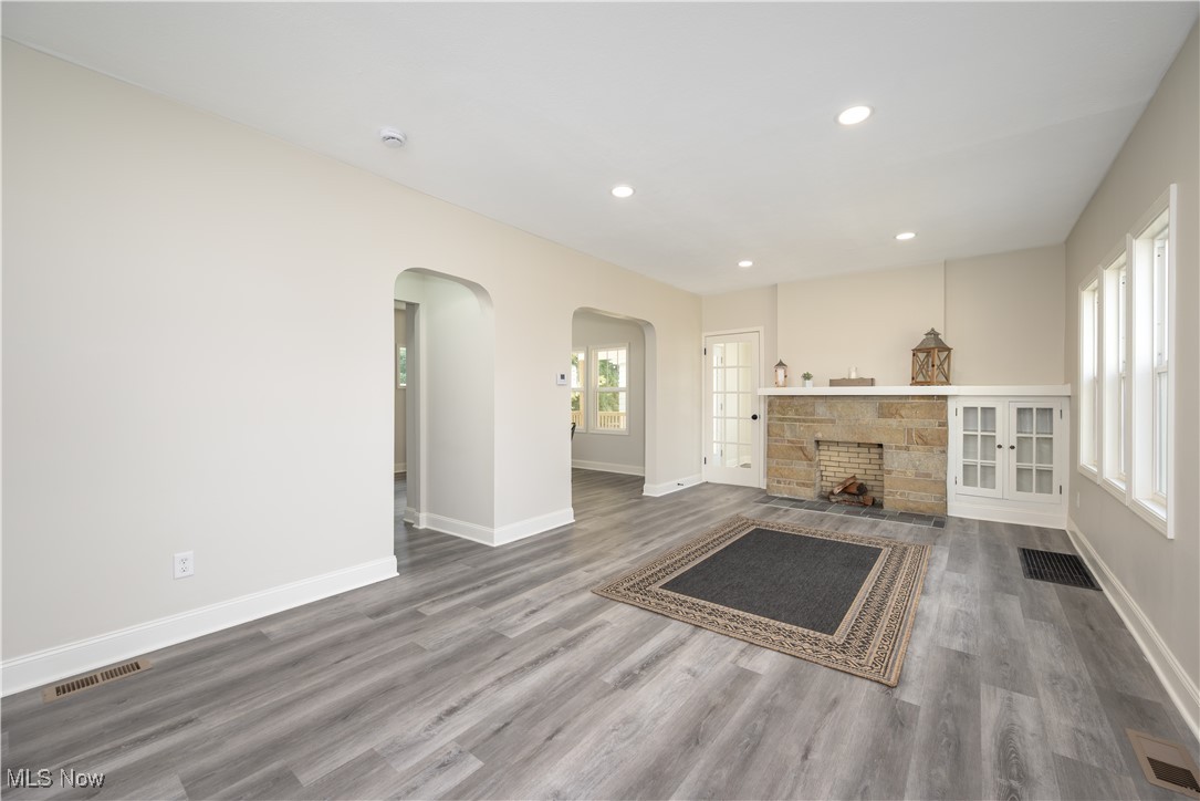 687 Moreley Avenue Akron OH 44320