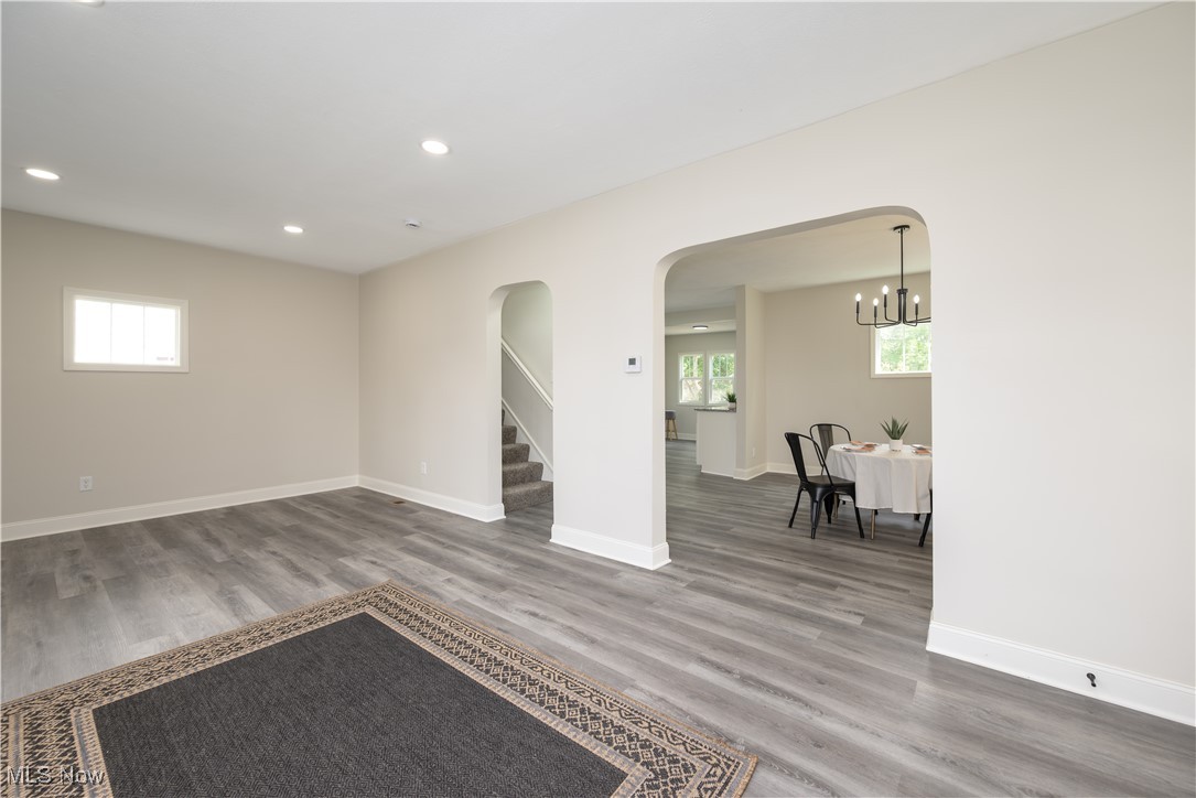 687 Moreley Avenue Akron OH 44320